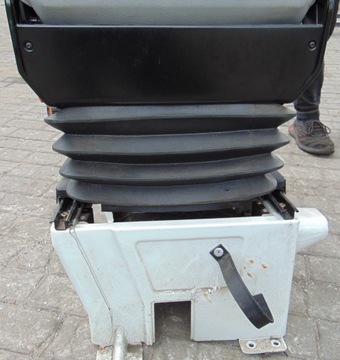 фото thumb №12, Сидіння пневматичний лівий перед vw lt ii 46 європа