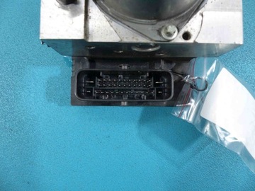 фото thumb №10, Насос abs mercedes e c207 w207 a207 0265950972