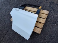 фото thumb №2, Mercedes x253 glc правое задние дверь 149