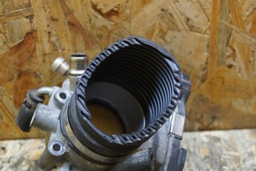 фото thumb №5, Дросельна заслінка opel astra 55577375 a18xer