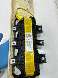 фото thumb №5, Подушка коленная водителя porsche panamera 970