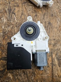 фото thumb №4, Моторчик подъёма стекло модуль дверь vw