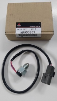 фото thumb №9, Mitsubishi pajero датчик вмикання міст диференціал перед