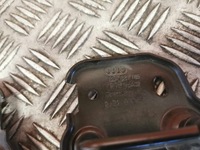 фото thumb №3, Засов капота левый правые audi a1 ii оригинальный номер 82a823185