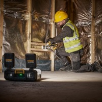 Бокс TOUGHSYSTEM со светодиодной аккумуляторной лампой 4000 лм DeWALT DWST08061-1