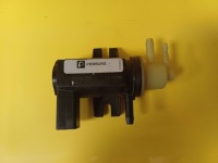 фото thumb №1, Клапан вакуумa volkswagen passat b5 70218400 nr44