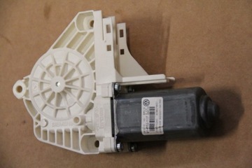 фото thumb №1, Двигунчик скло праві перед vw passatcc 1t0959702ac