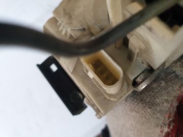 фото thumb №9, Замок лівий перед mercedes w212 4 контакти європа