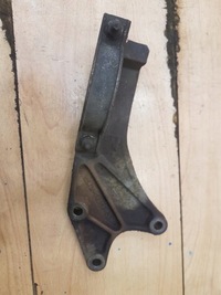 фото thumb №1, Кронштейн підпора піввісь ford focus mk1 2.0 8v