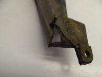 фото thumb №7, Voyager iv напрямна бампера задня правий 5d