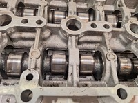 фото thumb №8, Валы распределительного вала крышка 55184358 fiat croma ii 1.9mjet 05-