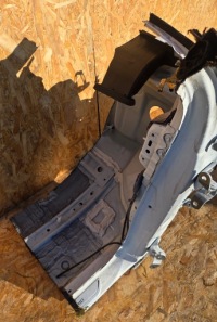 фото thumb №2, Toyota corolla cross 2022- четверть правая перед