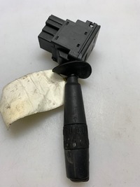 фото thumb №1, Переключатель колонки рулевого peugeot оригинальный номер 96108100zl