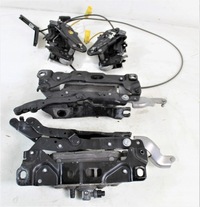 фото thumb №5, Петли патрон патроны пиротехнические капот левый правый bmw f10 f11