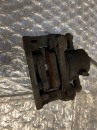 фото thumb №3, Супорт гальмівний правий перед renault captur 0,9 tce справний 2014-