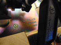 фото thumb №11, Vw touareg 7l // захист замка кришки 7l6827529