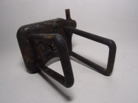 фото thumb №1, Кронштейн рессора задняя toyota dyna 2011r