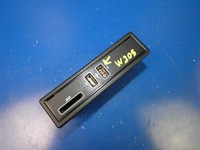 фото thumb №1, Mercedes c w205 роз'єм usb слот карти модуль