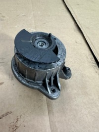 Подушка двигателя левая, левая подушка mercedes s klasa w222 s300 гибрид Недорого, фото thumb