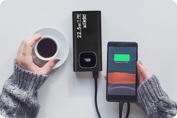 POWER BANK 30000 + КАБЕЛЬ ДЛЯ КАЖДОГО ТЕЛЕФОНА USB 5В