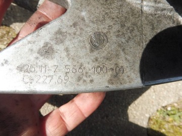 фото thumb №4, Bmw e81 e87 e90 вибірник домкрат коробки передач 7566100