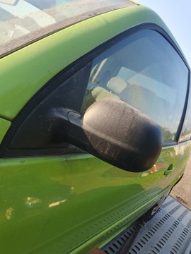 фото thumb №15, Стекло з дверь правые перед 3d vw volkswagen lupo 02 lr6a akq