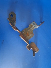 фото thumb №1, Кронштейн тросів коробки передач master movano 2.5 dci 8200217014e