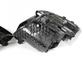 фото thumb №10, Audi e tron 4ke лампа правая левая digital matrix