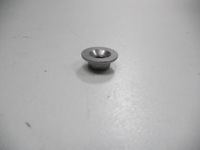 фото thumb №7, Гайка x3 renault kangoo оригинальный номер 7703033156