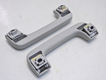 фото thumb №8, Ручка тримач стеля перед audi a4 b7