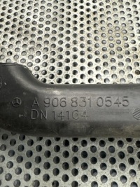 фото thumb №3, Впуск повітря sprinter w906 a9068310545