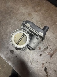 фото thumb №1, Vw golf viii 8 1.5 tsi 21 дроссельная заслонка 04e133062t