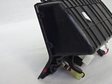 фото thumb №8, Hyundai tucson ii бардачок полка aux usb 12v 84630-d70604x