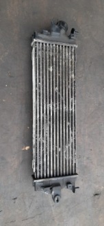 фото thumb №1, Интеркулер радиатор renault trafic ii 988650b