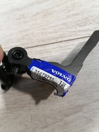 фото thumb №4, Volvo xc40 кронштейн дверь правый задняя 31479751