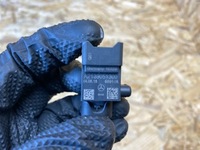 фото thumb №9, Датчик удара штекер mercedes w205 w213 a2139051300