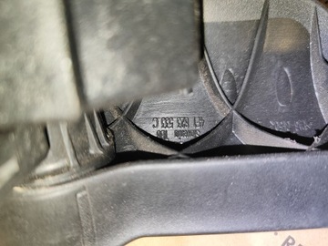 фото thumb №4, Audi a6 c6 рычаг открывания капота 4f1823533c