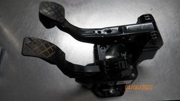 фото thumb №1, Основание педаль сцепления vw polo 6r1721058d