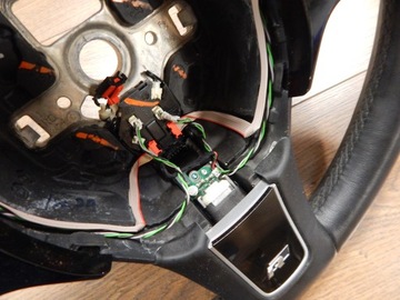 фото thumb №11, Vw touareg 7p6 - кермо нагрівання пелюстки r-line