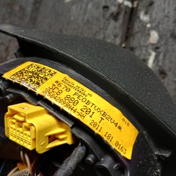 фото thumb №10, Кермо триспицевий мульті шкіра vw passat b7 3c8419091b з airbagiem