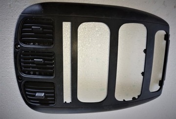 фото thumb №1, Консоль середня рамка chrysler p05005027