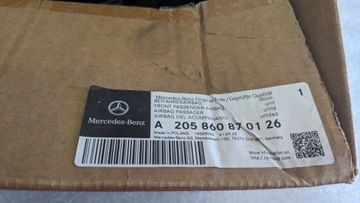 фото thumb №11, M новый оригинальный kpl ремней безопасности mercedes c-klasa w205 красный