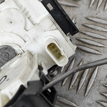 фото thumb №7, Mercedes-benz cla c117 x117 w117 2014 права сторона замок двері передніх