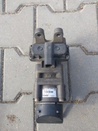 Купить Клапан главный под педаль тормоза renault premium dxi, фото thumb