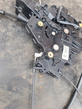 фото thumb №10, Замок двері зсувних праві vw t5 з ручка 7h0843654br