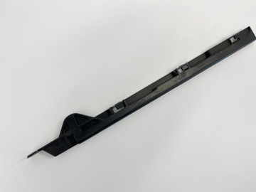 фото thumb №12, Направляющая люк левая mercedes w124 w126 w463 1247820131