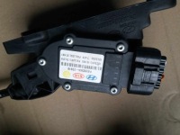 фото thumb №1, Hyundai ix35 09-16 потенціометр газу 2.0 crdi