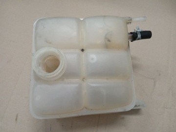 фото thumb №1, Ford focus mk2 c-max 1.6 16v - бачок жидкости