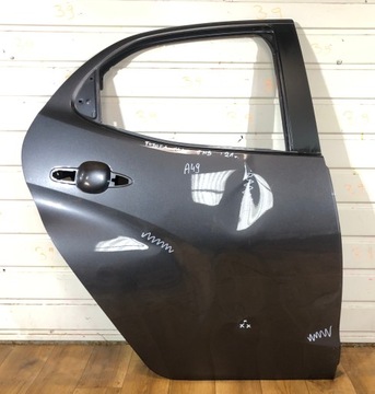 фото thumb №1, Розпродаж двері toyota yaris iv p21 2020- двері праві задні зад