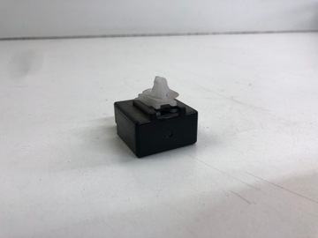 фото thumb №6, Toyota avensis t-27 реле 895a1-47010